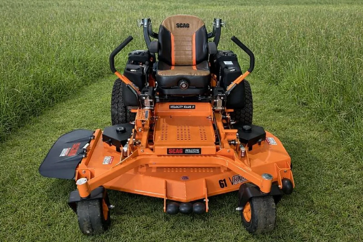 Scag Tiger Cat II 61" Cut Kawasaki 26HP EFI