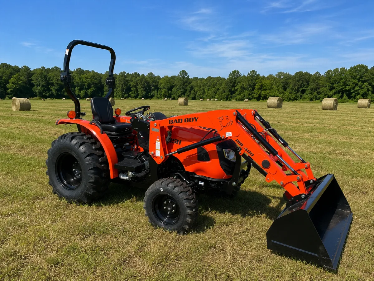 Bad Boy 4035 Bad Boy Tractor With Loader BB4035HIL 35HP 3 Cylinder Diesel